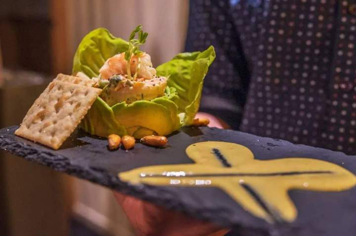 Plat de salade péruvien Lima Québec